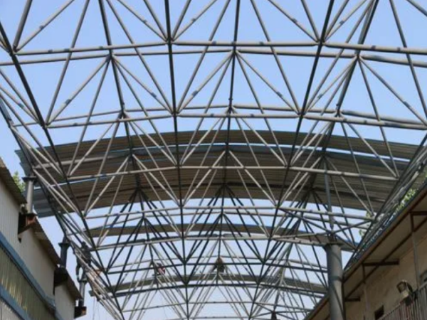 保山网架加工厂家必须注意的细节问题
